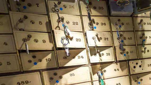 1603348988921179.jpg 銀行保險箱.jpg